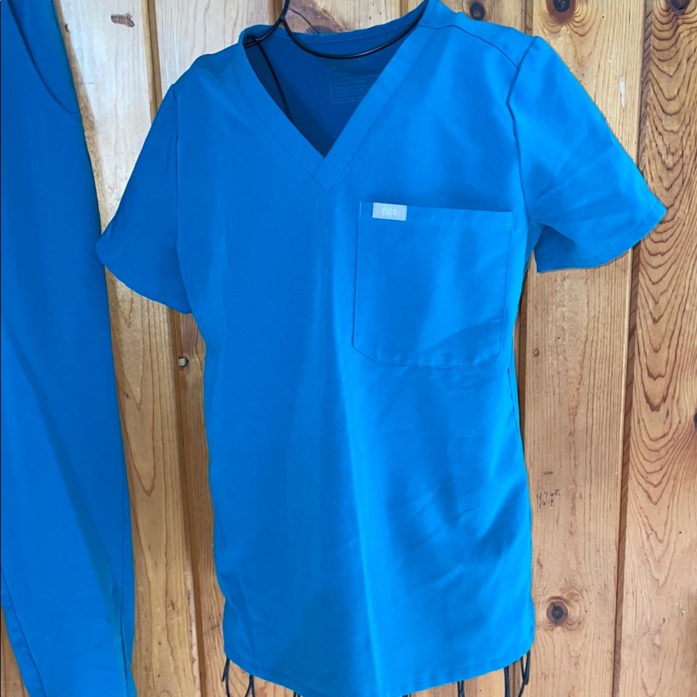 Blue fig Scrub Set with Zamora pants and caterinia scrub top XS/SM - Picture 3 of 13